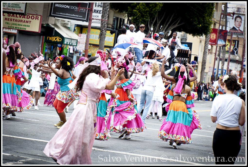 blogexport_salvo-ventura_2012-05-27-san-francisco-carnaval-parade_dsc_2953
